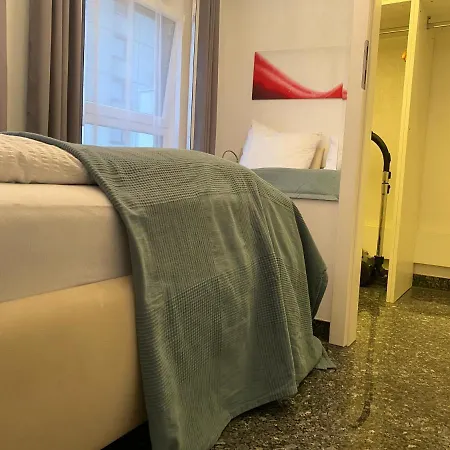 Mit Dachterrasse Apartment Moerfelden-Walldorf