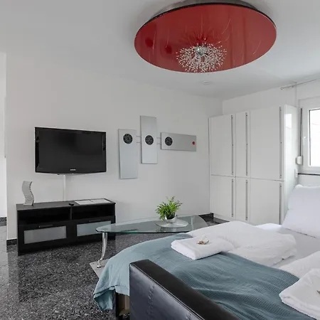 Apartment Mit Dachterrasse