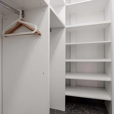 Mit Dachterrasse
