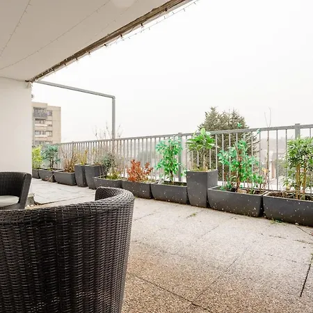 Mit Dachterrasse *